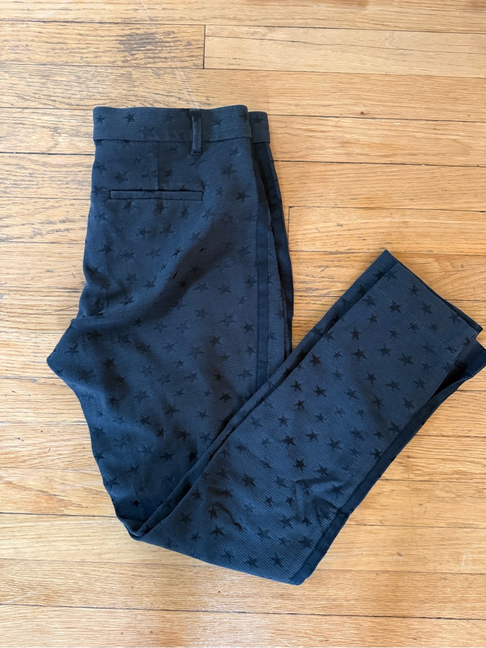 GAP Men's Black Star-Print Dress Pants
